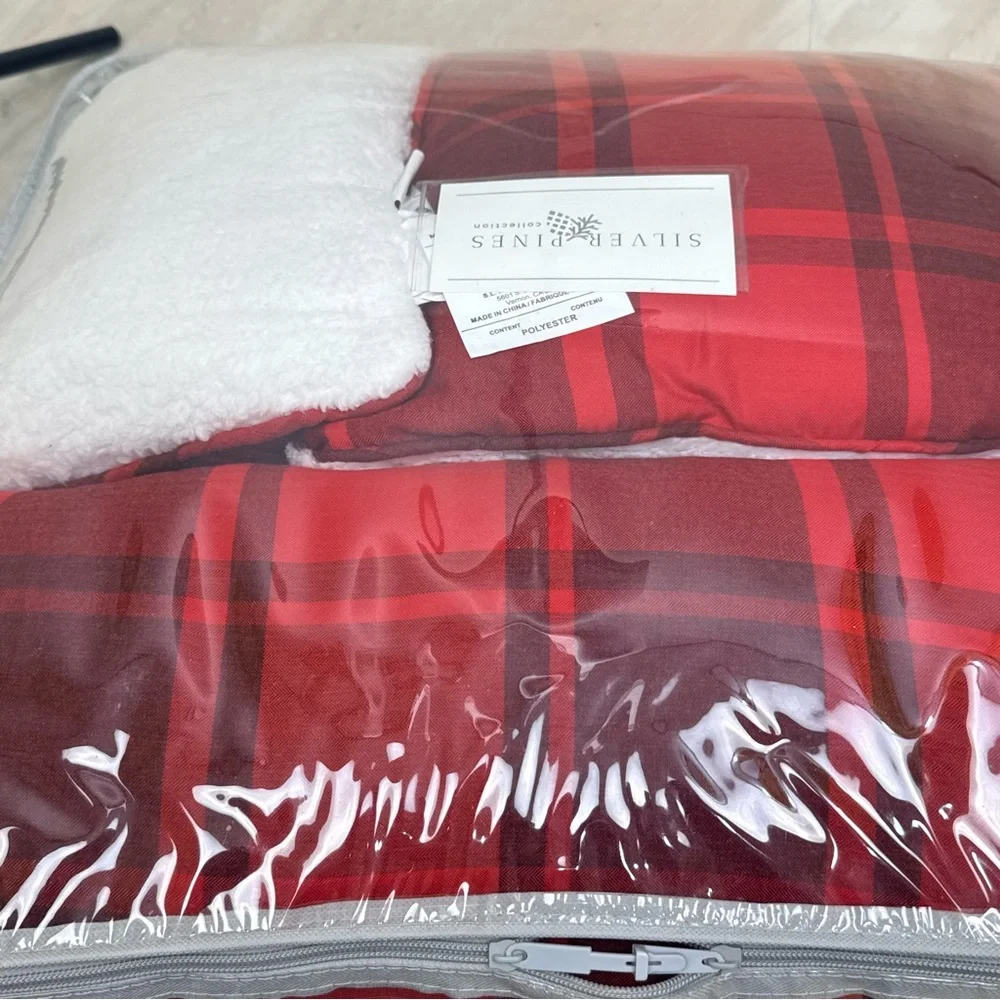 Silver Pines Queen 5pc Comforter Set Red Buffalo Plaid Sherpa Reversible NEW